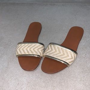 💛 ADORABLE Zara Sandals 💛